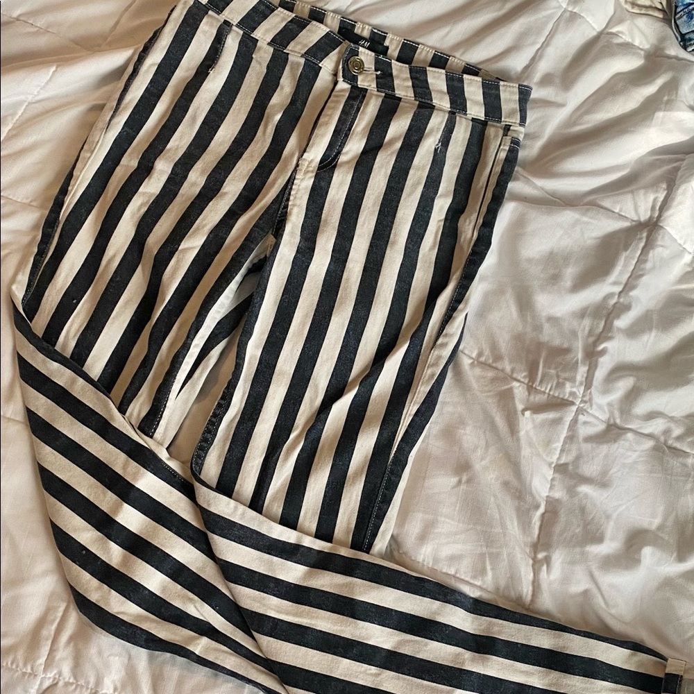 Pin striped H&M pants